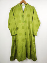 Buy online pre-used pre-loved 100% authentic & Original branded Gul Ahmed (BK-372) available in Pakistan. Top international brands avilable.