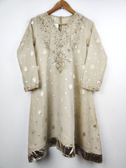 Buy online pre-used pre-loved 100% authentic & Original branded Motif (BK-386) available in Pakistan. Top international brands avilable.