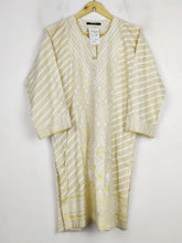 Buy online pre-used pre-loved 100% authentic & Original branded Khaadi (BK-3914) available in Pakistan. Top international brands avilable.