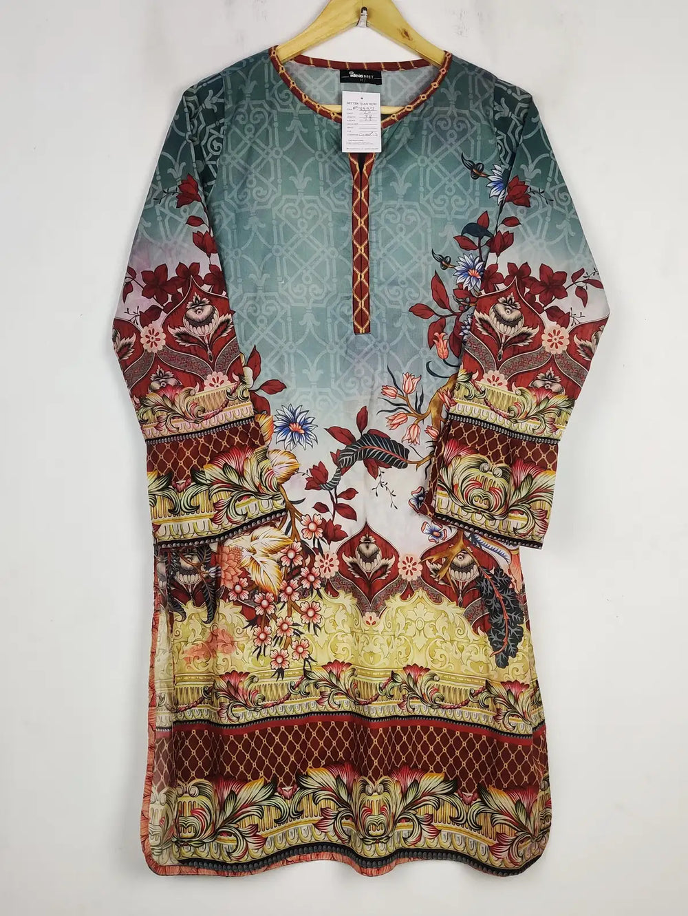 Buy online pre-used pre-loved 100% authentic & Original branded Ideas (BK-3937) available in Pakistan. Top international brands avilable.