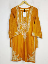 Buy online pre-used pre-loved 100% authentic & Original branded Dars (BK-4426) available in Pakistan. Top international brands avilable.