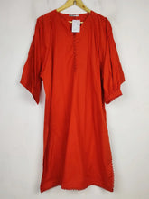 Buy online pre-used pre-loved 100% authentic & Original branded Khaadi (BK-4442) available in Pakistan. Top international brands avilable.