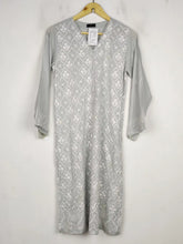 Buy online pre-used pre-loved 100% authentic & Original branded Saya (BK-4452) available in Pakistan. Top international brands avilable.