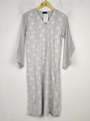 Buy online pre-used pre-loved 100% authentic & Original branded Saya (BK-4452) available in Pakistan. Top international brands avilable.