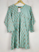 Buy online pre-used pre-loved 100% authentic & Original branded Sul Rang (BK-4453) available in Pakistan. Top international brands avilable.