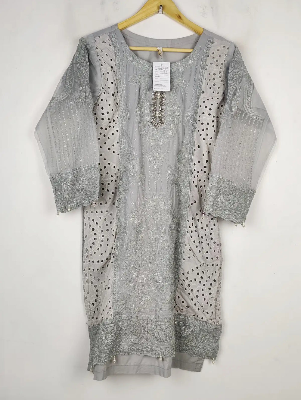 Buy online pre-used pre-loved 100% authentic & Original branded Motif (BK-4527) available in Pakistan. Top international brands avilable.