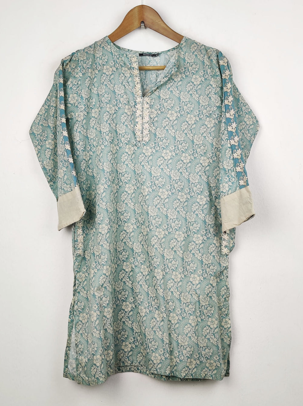 Buy online pre-used pre-loved 100% authentic & Original branded Zellbury (BK-471) available in Pakistan. Top international brands avilable.