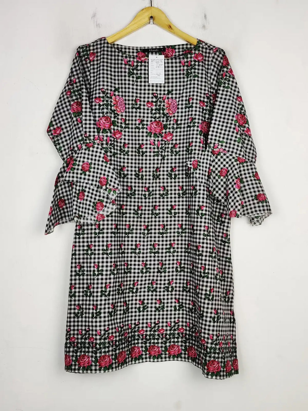 Buy online pre-used pre-loved 100% authentic & Original branded Khaadi (BK-5044) available in Pakistan. Top international brands avilable.