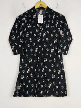 Buy online pre-used pre-loved 100% authentic & Original branded Ethnic (BK-5049) available in Pakistan. Top international brands avilable.