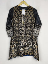 Buy online pre-used pre-loved 100% authentic & Original branded Khaadi (BK-5218) available in Pakistan. Top international brands avilable.