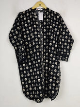 Buy online pre-used pre-loved 100% authentic & Original branded Khaadi (BK-5276) available in Pakistan. Top international brands avilable.