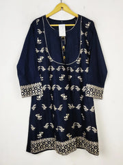 Buy online pre-used pre-loved 100% authentic & Original branded Unknown Brand (BK-5595) available in Pakistan. Top international brands avilable.