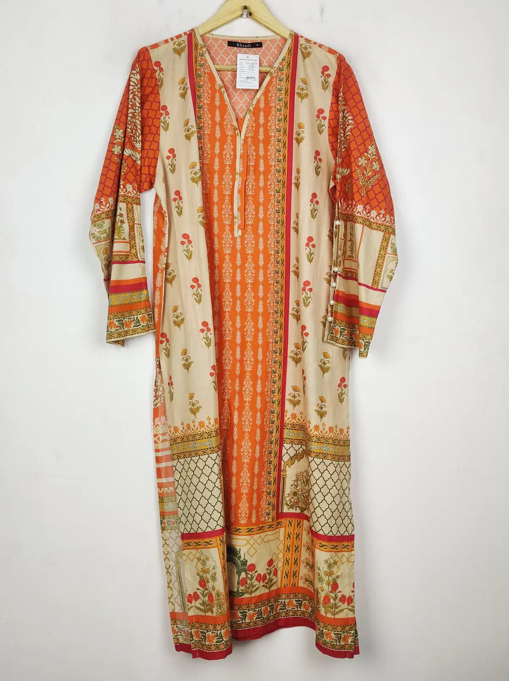 Buy online pre-used pre-loved 100% authentic & Original branded Khaadi (BK-5650) available in Pakistan. Top international brands avilable.