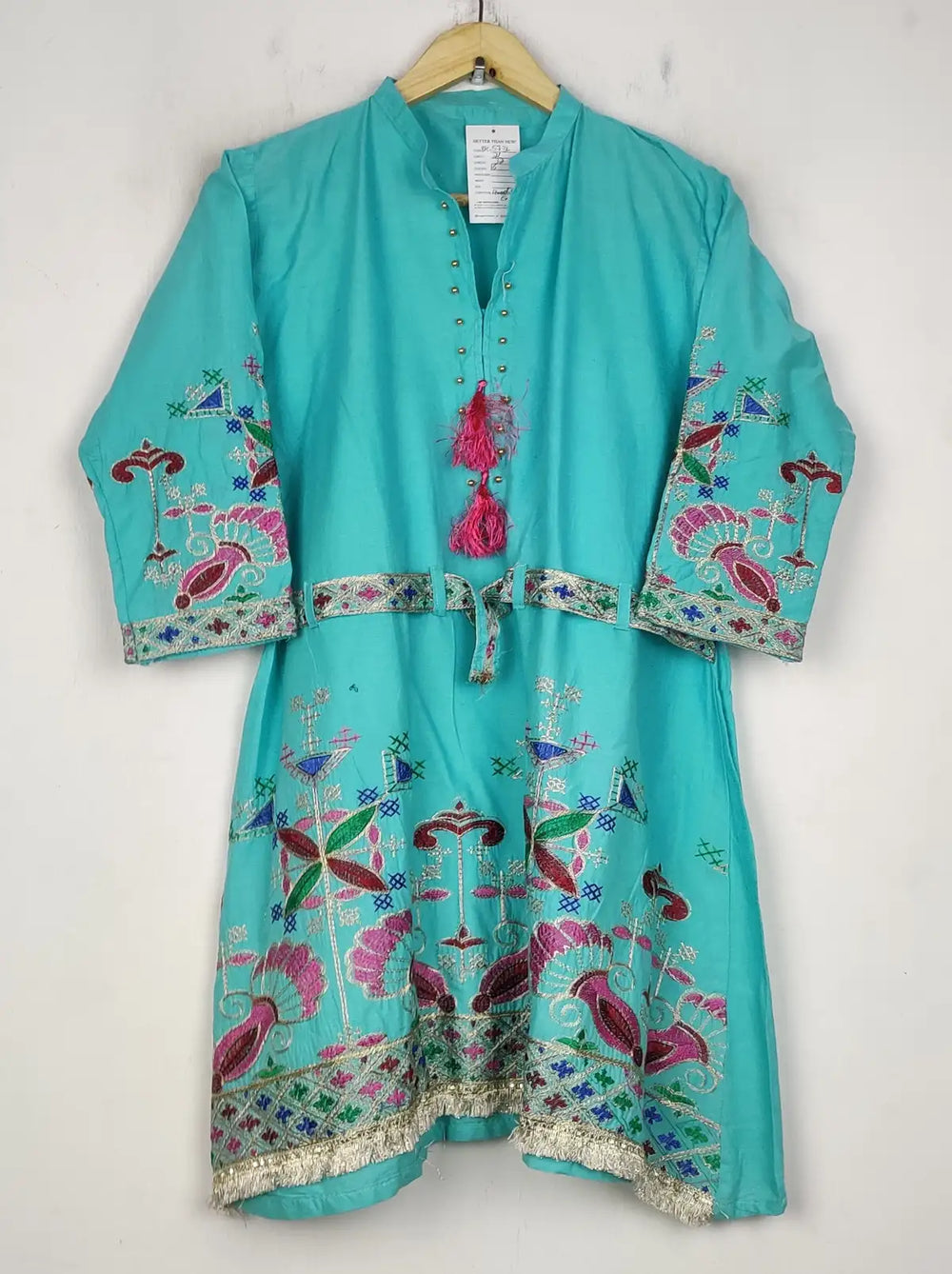 Buy online pre-used pre-loved 100% authentic & Original branded Unknown Brand (BK-5736) available in Pakistan. Top international brands avilable.