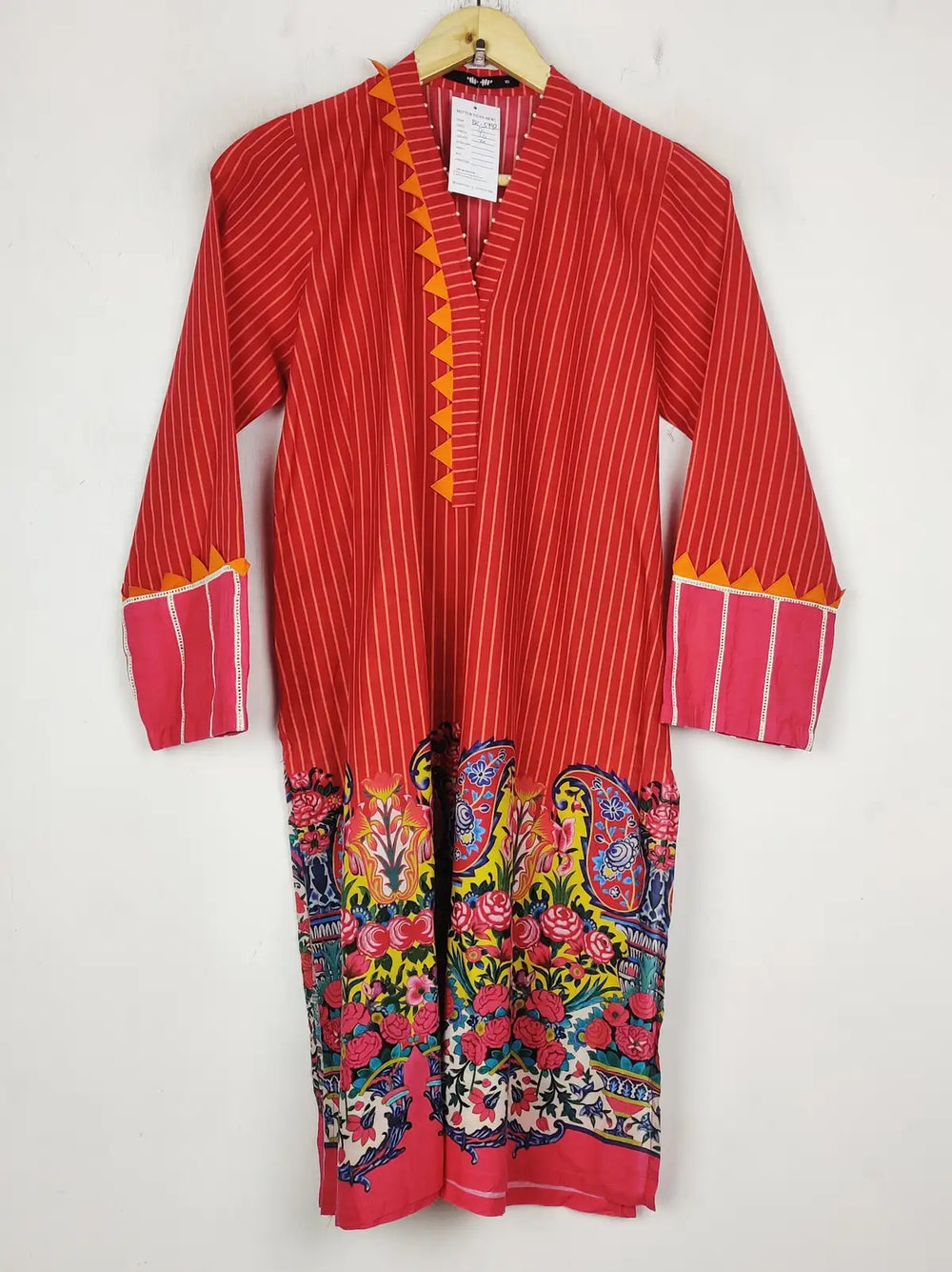 Buy online pre-used pre-loved 100% authentic & Original branded Khaadi (BK-5942) available in Pakistan. Top international brands avilable.