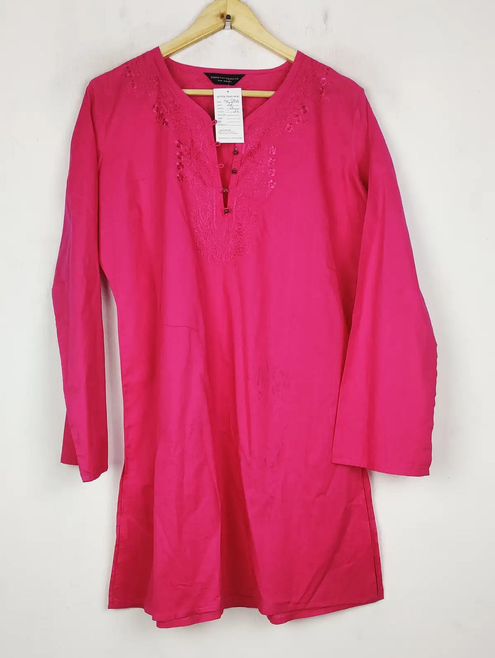 Buy online pre-used pre-loved 100% authentic & Original branded Dorothy Perkins (BK-5954) available in Pakistan. Top international brands avilable.