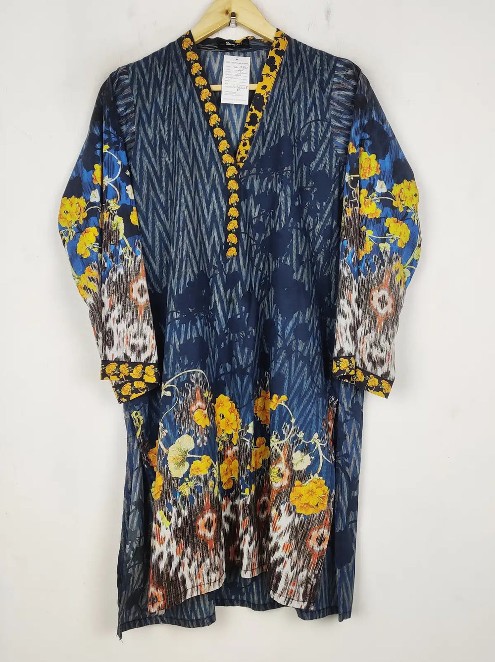 Buy online pre-used pre-loved 100% authentic & Original branded Ideas (BK-5997) available in Pakistan. Top international brands avilable.