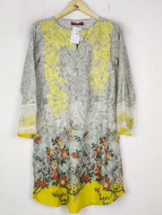 Buy online pre-used pre-loved 100% authentic & Original branded Khaadi (BK-6095) available in Pakistan. Top international brands avilable.