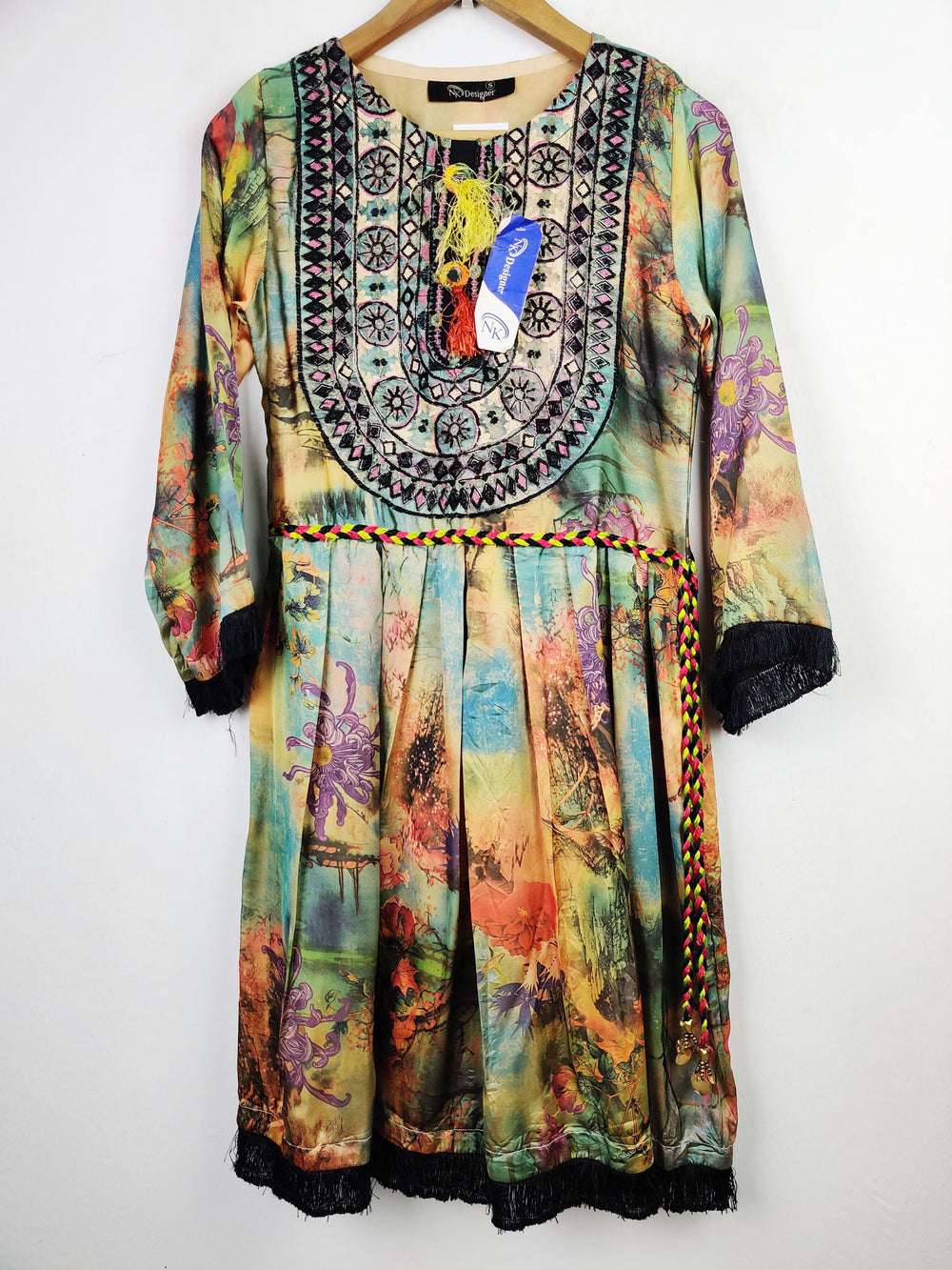 Buy online pre-used pre-loved 100% authentic & Original branded Nk Designer (BK-610) available in Pakistan. Top international brands avilable.