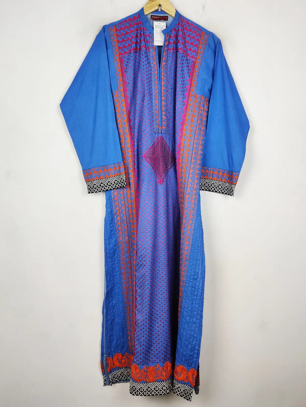 Buy online pre-used pre-loved 100% authentic & Original branded Khaadi (BK-6268) available in Pakistan. Top international brands avilable.