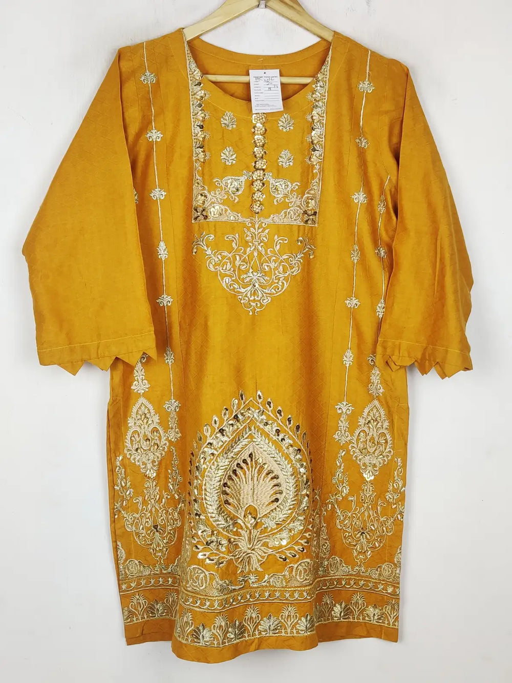 Buy online pre-used pre-loved 100% authentic & Original branded Khaadi (BK-6316) available in Pakistan. Top international brands avilable.