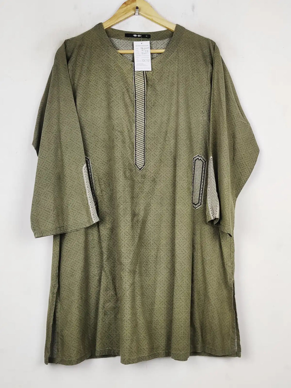 Buy online pre-used pre-loved 100% authentic & Original branded Khaadi (BK-6379) available in Pakistan. Top international brands avilable.