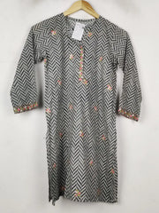 Buy online pre-used pre-loved 100% authentic & Original branded Zellbury (BK-6419) available in Pakistan. Top international brands avilable.