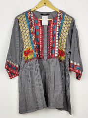 Buy online pre-used pre-loved 100% authentic & Original branded Khaadi (BK-6522) available in Pakistan. Top international brands avilable.
