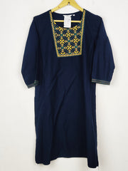 Buy online pre-used pre-loved 100% authentic & Original branded Max (BK-6524) available in Pakistan. Top international brands avilable.