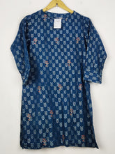 Buy online pre-used pre-loved 100% authentic & Original branded Mak (BK-6546) available in Pakistan. Top international brands avilable.