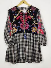 Buy online pre-used pre-loved 100% authentic & Original branded Ethnic (BK-6580) available in Pakistan. Top international brands avilable.