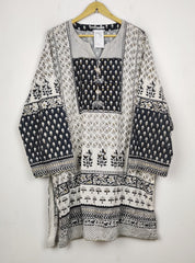 Buy online pre-used pre-loved 100% authentic & Original branded Khaadi (BK-6582) available in Pakistan. Top international brands avilable.