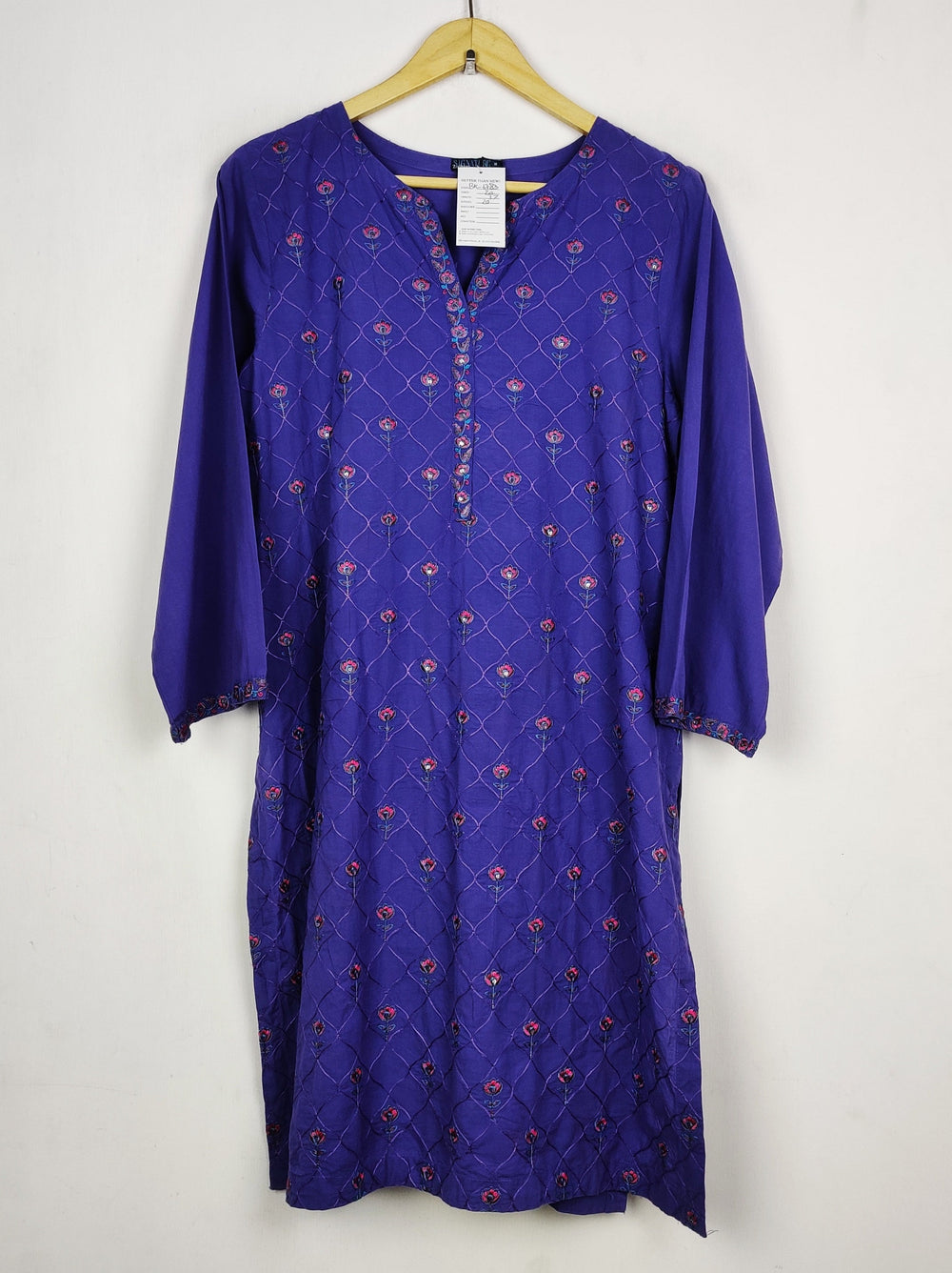 Buy online pre-used pre-loved 100% authentic & Original branded Zellbury (BK-6783) available in Pakistan. Top international brands avilable.