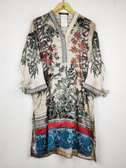 Buy online pre-used pre-loved 100% authentic & Original branded Khaadi (BK-6866) available in Pakistan. Top international brands avilable.