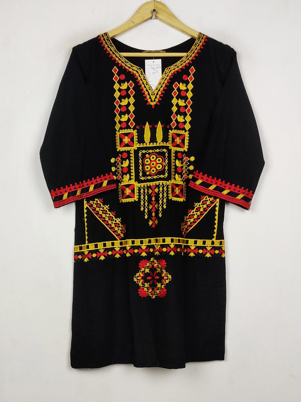 Buy online pre-used pre-loved 100% authentic & Original branded Nk Designer (BK-6944) available in Pakistan. Top international brands avilable.