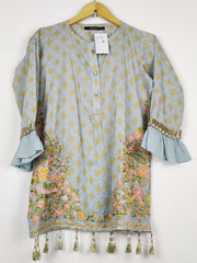 Buy online pre-used pre-loved 100% authentic & Original branded Khaadi (BK-6957) available in Pakistan. Top international brands avilable.