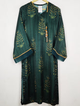 Buy online pre-used pre-loved 100% authentic & Original branded Cross Stitch (BK-7118) available in Pakistan. Top international brands avilable.