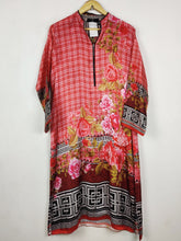 Buy online pre-used pre-loved 100% authentic & Original branded Grameen Check (BK-7123) available in Pakistan. Top international brands avilable.