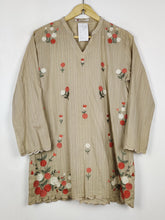 Buy online pre-used pre-loved 100% authentic & Original branded Khaadi (BK-7140) available in Pakistan. Top international brands avilable.