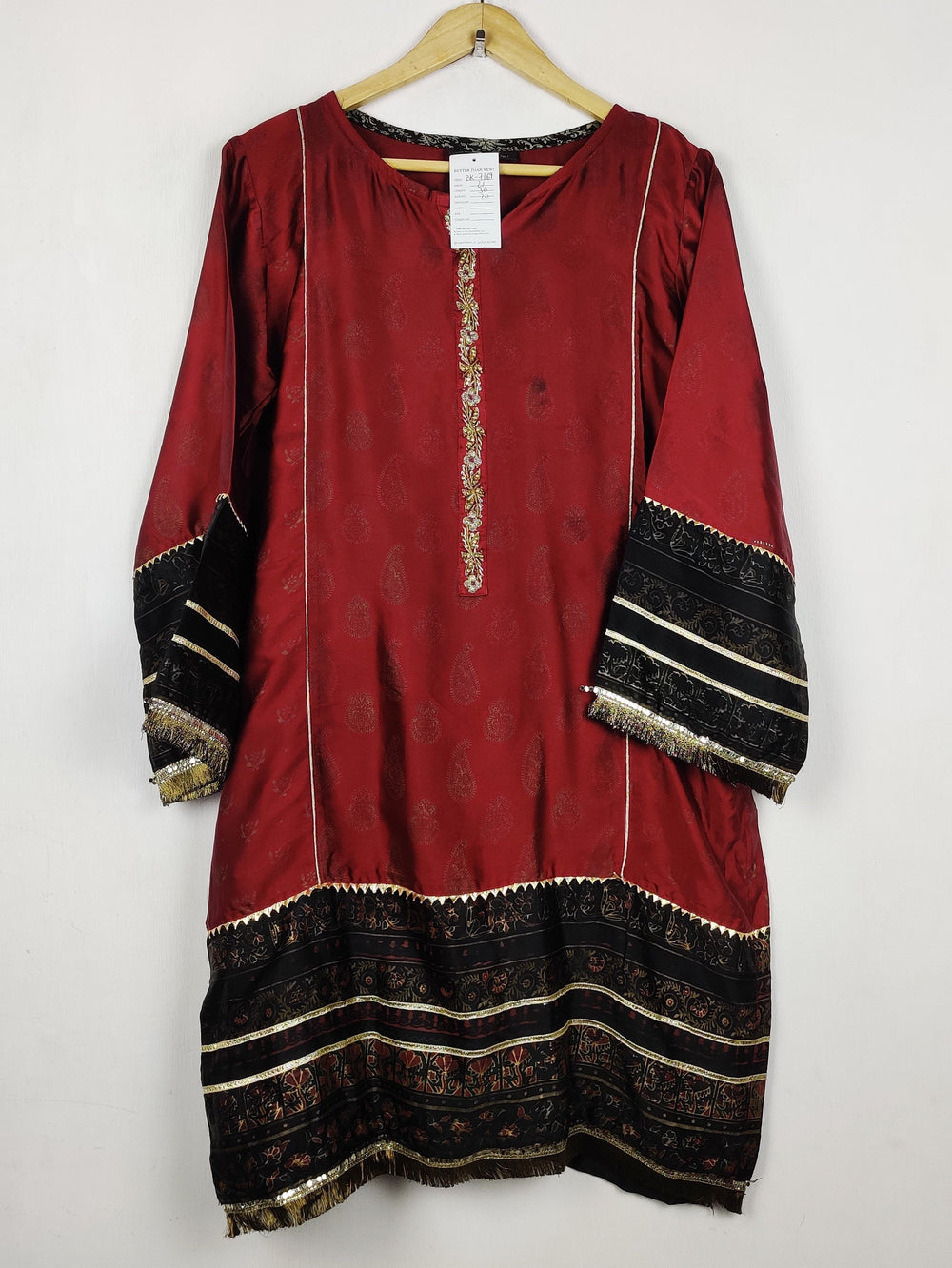 Buy online pre-used pre-loved 100% authentic & Original branded Beejays (BK-7169) available in Pakistan. Top international brands avilable.