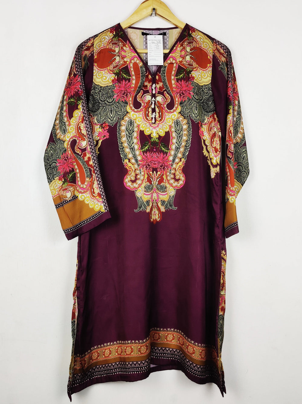 Buy online pre-used pre-loved 100% authentic & Original branded Khaadi (BK-7185) available in Pakistan. Top international brands avilable.