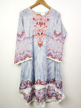 Buy online pre-used pre-loved 100% authentic & Original branded Unknown Brand (BK-744) available in Pakistan. Top international brands avilable.