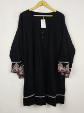 Buy online pre-used pre-loved 100% authentic & Original branded Original (BK-7465) available in Pakistan. Top international brands avilable.