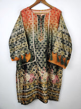 Buy online pre-used pre-loved 100% authentic & Original branded Simrans (BK-810) available in Pakistan. Top international brands avilable.