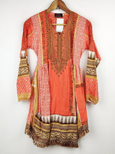 Buy online pre-used pre-loved 100% authentic & Original branded Zaus Fashion (BK-857) available in Pakistan. Top international brands avilable.