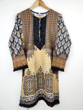 Buy online pre-used pre-loved 100% authentic & Original branded Unknown Brand (BK-975) available in Pakistan. Top international brands avilable.