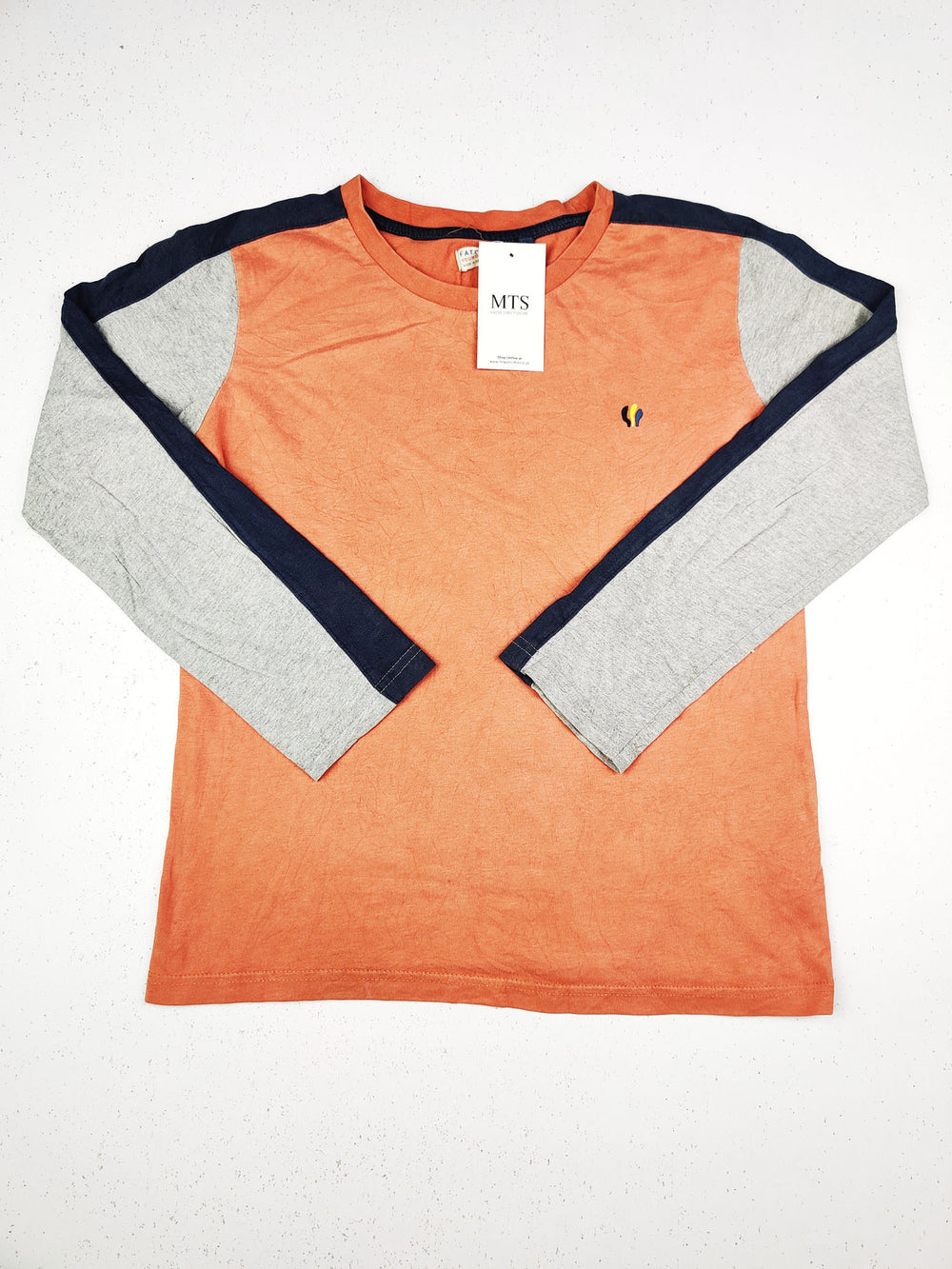 Buy online pre-used pre-loved 100% authentic & Original branded Fatface (BST-1038) available in Pakistan. Top international brands avilable.