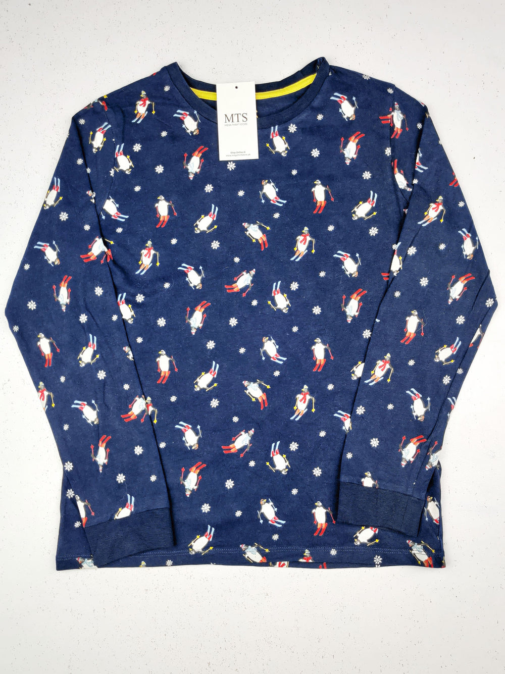 Buy online pre-used pre-loved 100% authentic & Original branded Marks & Spencer (BST-1077) available in Pakistan. Top international brands avilable.