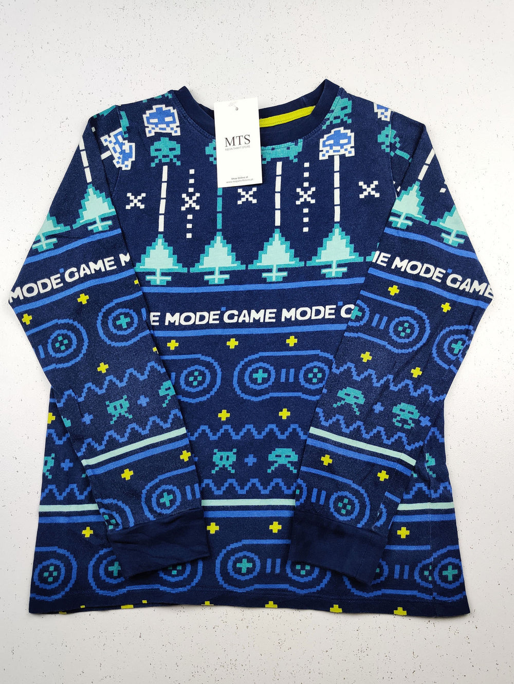 Buy online pre-used pre-loved 100% authentic & Original branded Marks & Spencer (BST-1614) available in Pakistan. Top international brands avilable.