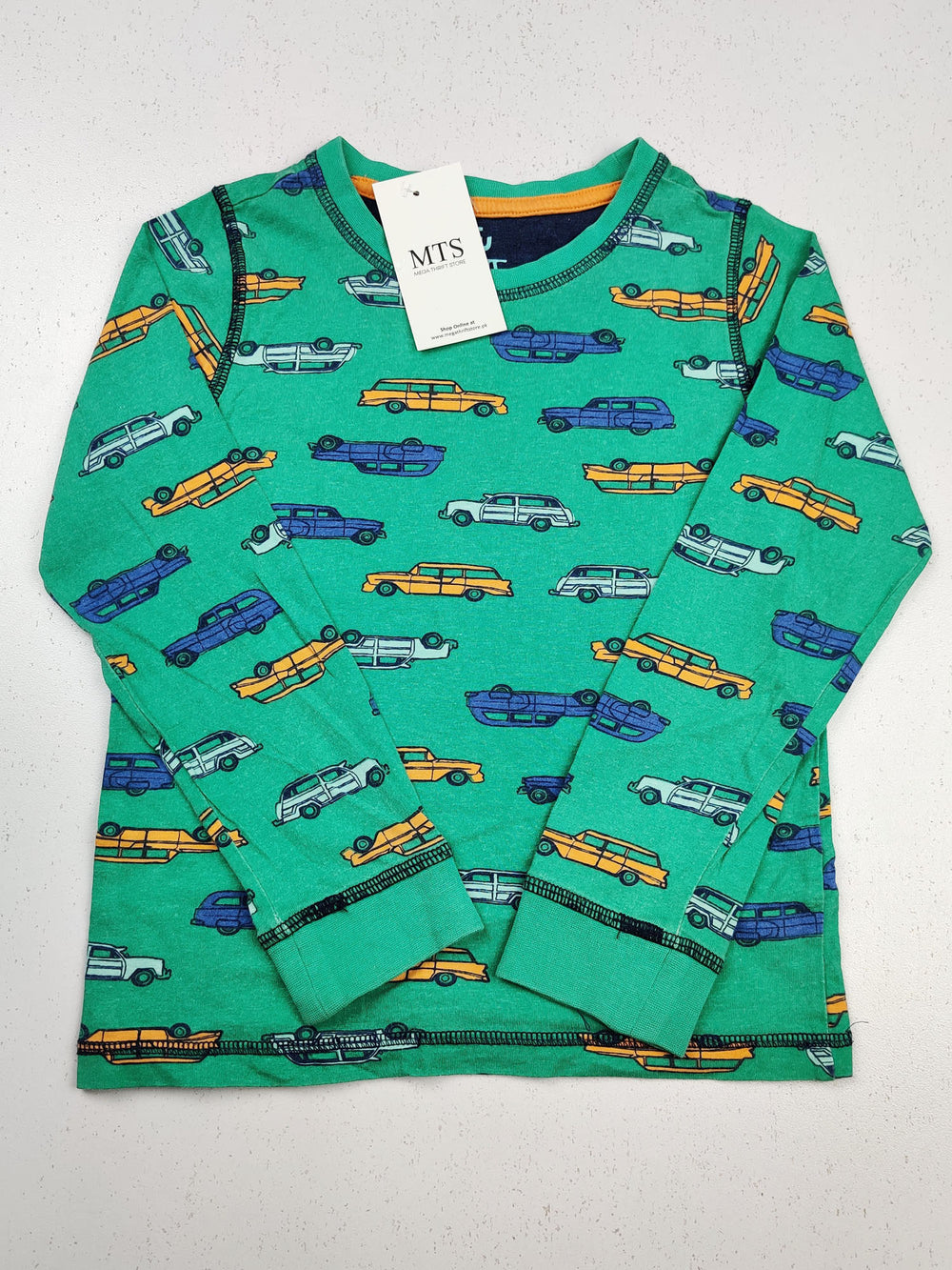 Buy online pre-used pre-loved 100% authentic & Original branded Tu (BST-462) available in Pakistan. Top international brands avilable.